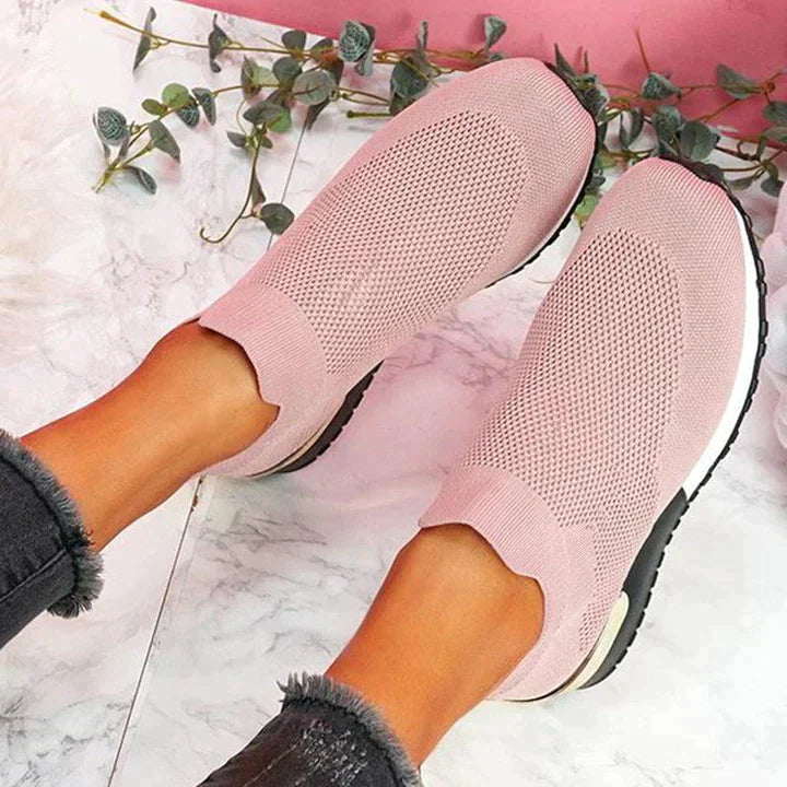 CozyStride - Trendy Damessneakers: De Schoenen die Pijn Verlichten